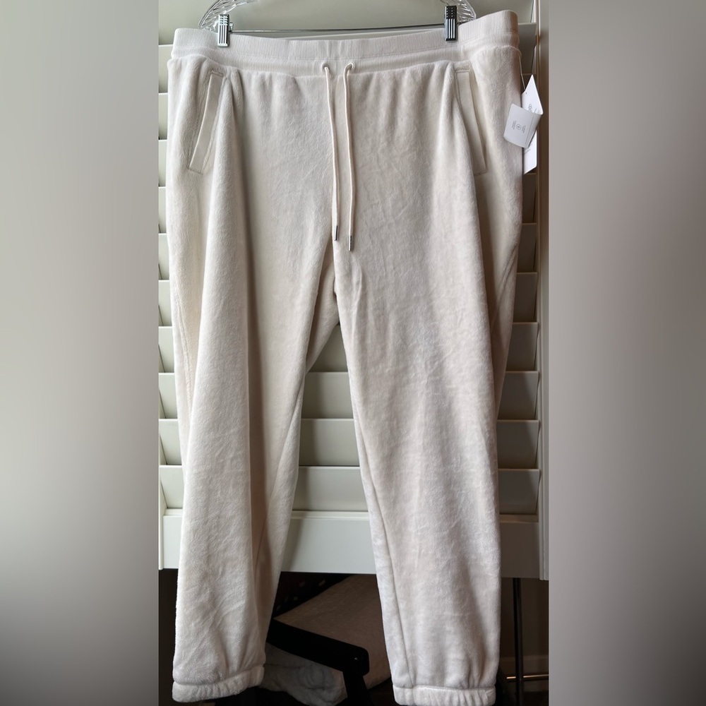 Athleta 2X NEW With TAGS - Cream Drawstring Recover Cozy Fleece Jogger